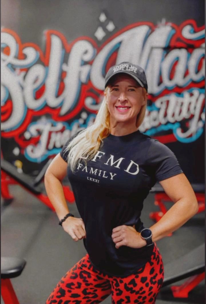 female personal trainer and coach in costa mesa